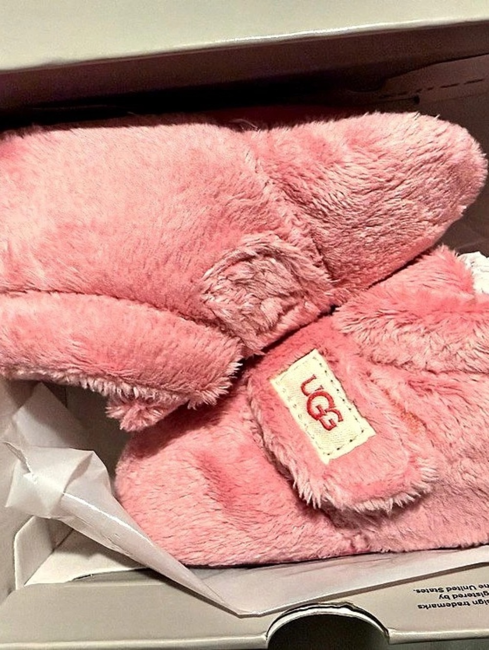 UGG Classic II Pink Baby 02/03 NWT